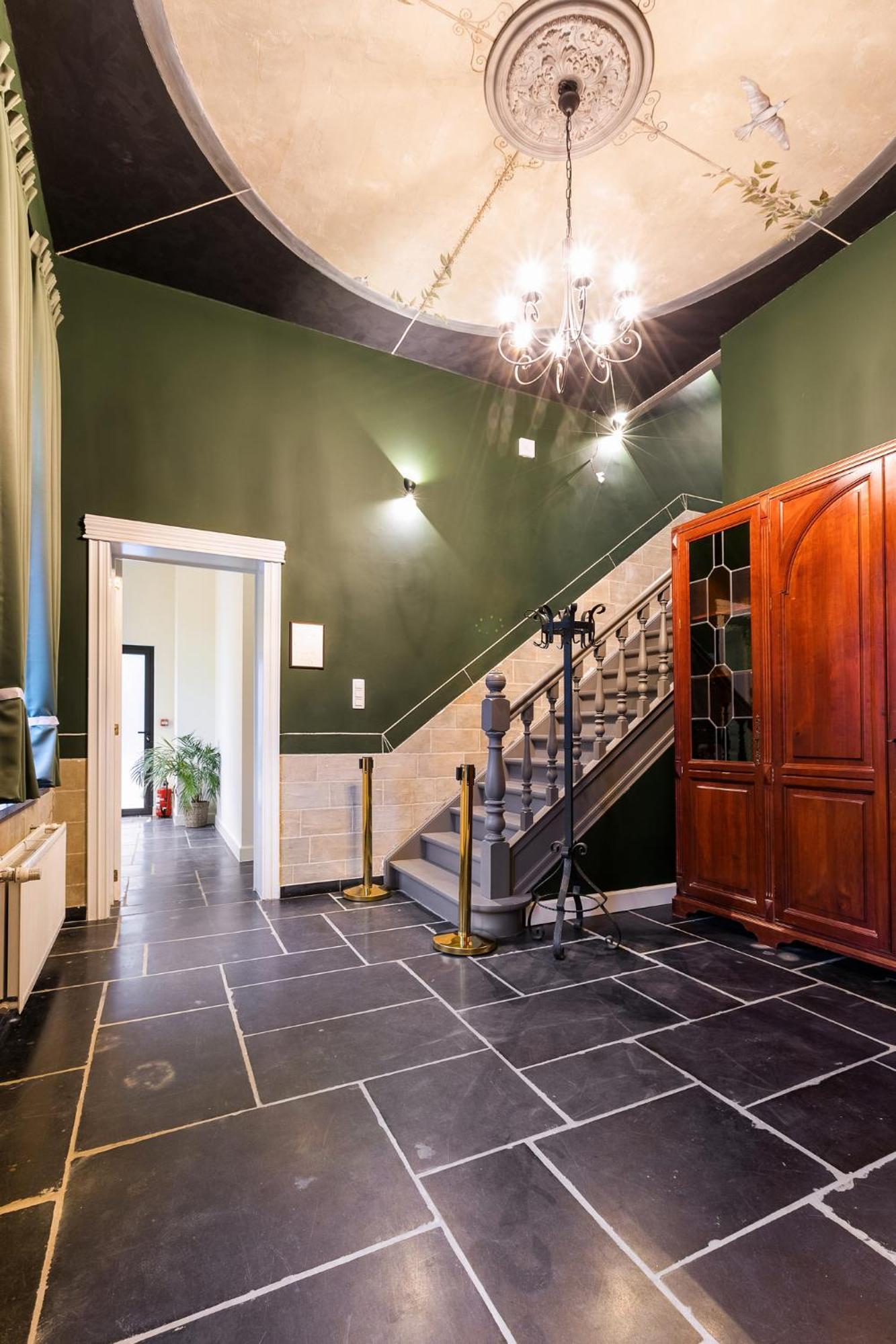 Villa Wijnkasteel Haksberg Tielt Exterior foto